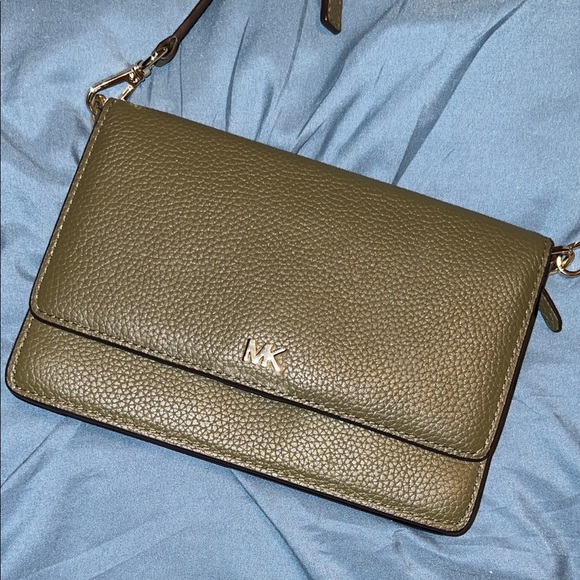 Michael Kors Sage Green Crossbody Bag - Picture 1 of 10